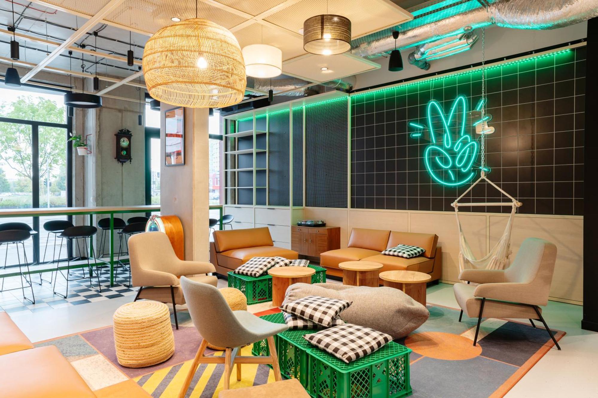 Chillout Dorm Warszawa Aparthotel ภายนอก รูปภาพ